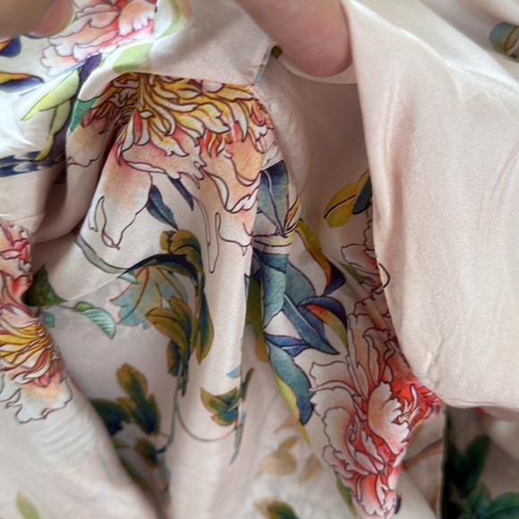 JONNY WAS silk REVERSIBLE kimono, butterflies, floral. Beading on trim - Picture 14 of 15